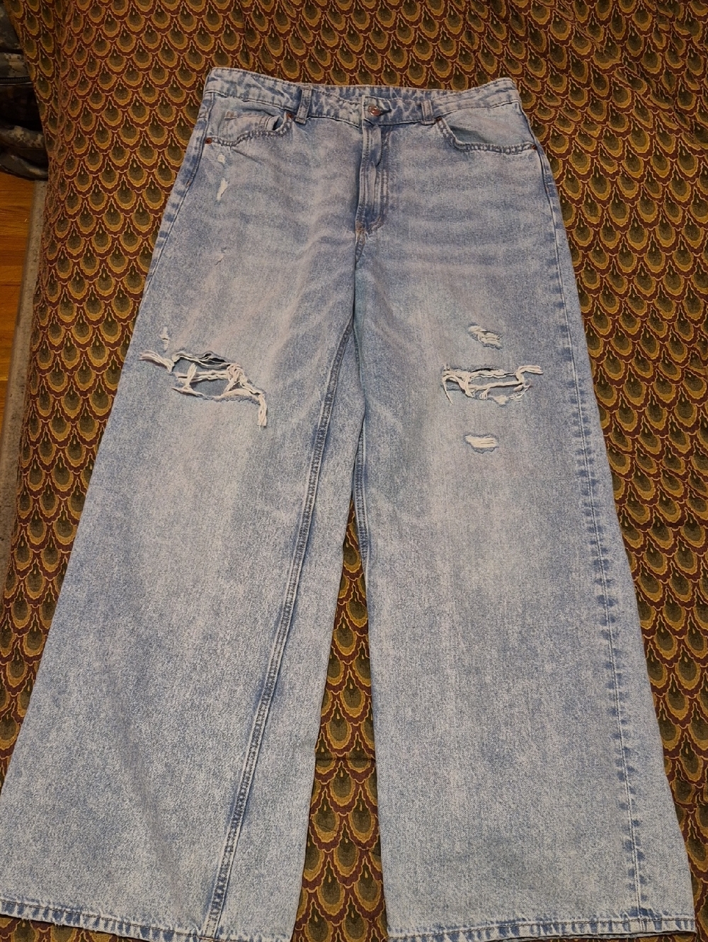 Divided Light Blue Distressed Wide-Leg Jeans